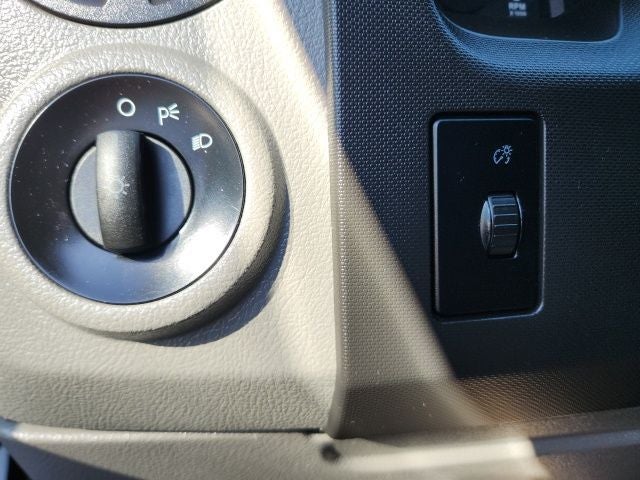 2016 Ford E-350SD Base Cutaway