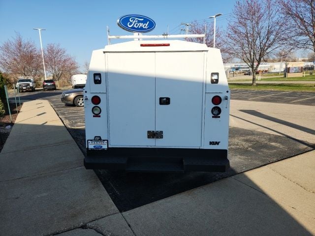 2016 Ford E-350SD Base Cutaway