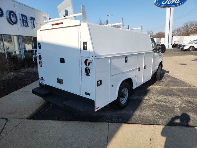 2016 Ford E-350SD Base Cutaway