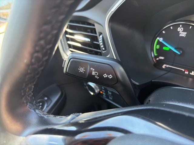 2021 Ford Escape Hybrid SE