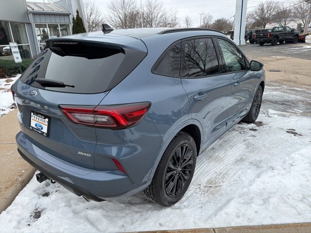 2026 Ford Escape ST-Line Elite