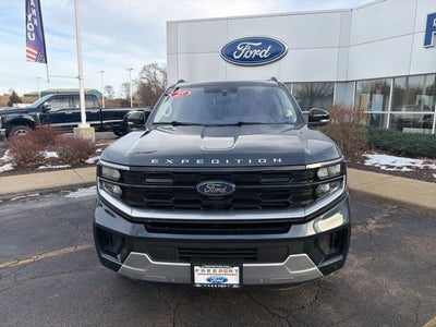 2025 Ford Expedition Max Platinum