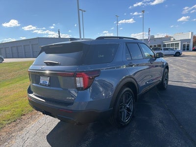 2026 Ford Explorer ST-Line