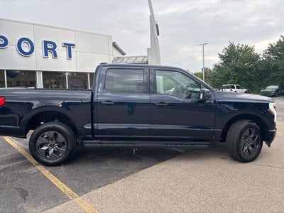 2025 Ford F-150 Lightning Flash