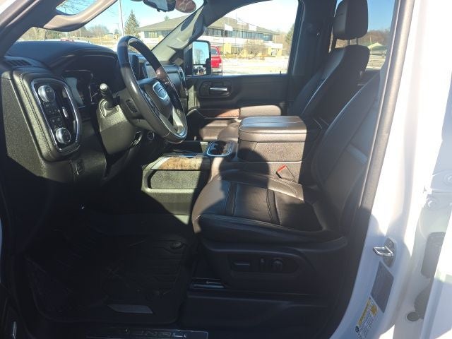 2023 GMC Sierra 3500HD Denali