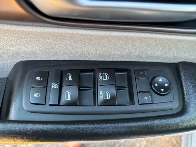 2020 Chrysler Voyager LXI