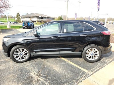 2022 Ford Edge Titanium