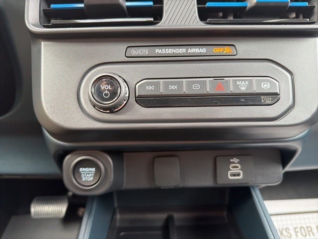 2025 Ford Maverick Lobo Standard