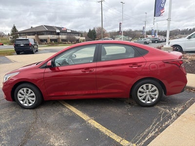 2020 Hyundai Accent SE