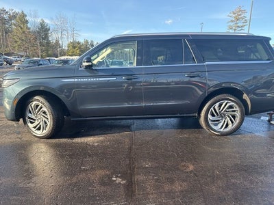 2025 Lincoln Navigator L Reserve