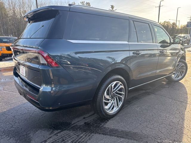 2025 Lincoln Navigator L Reserve