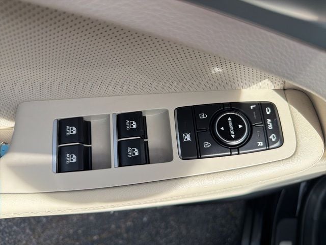 2016 Hyundai Genesis 3.8