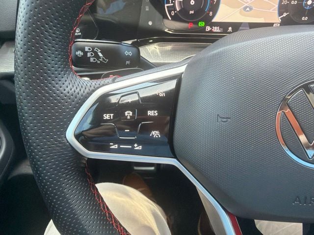 2023 Volkswagen Golf GTI Autobahn