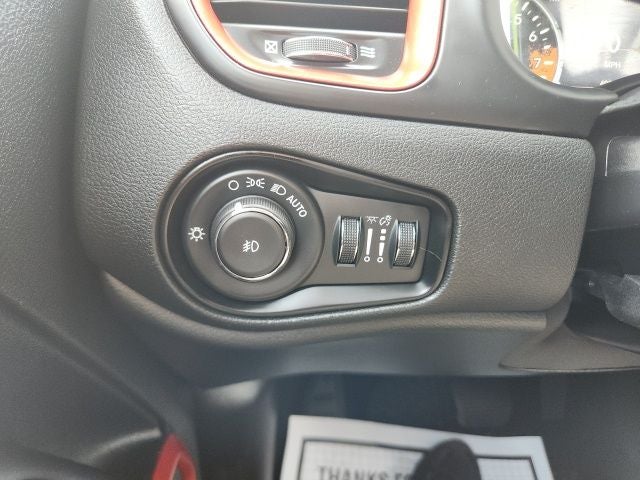 2017 Jeep Renegade Trailhawk