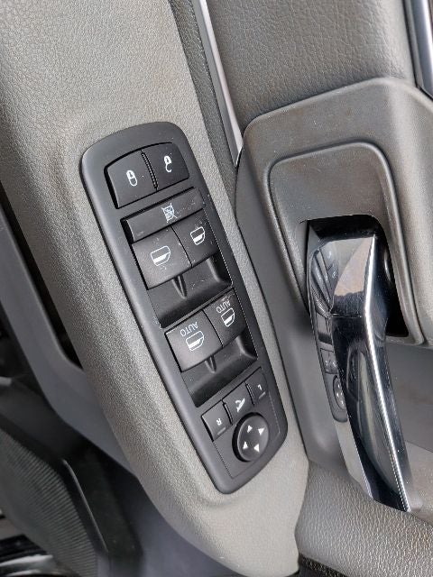 2019 RAM 1500 Classic SLT