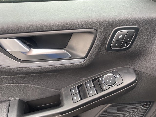 2025 Ford Escape Plug-In Hybrid Base