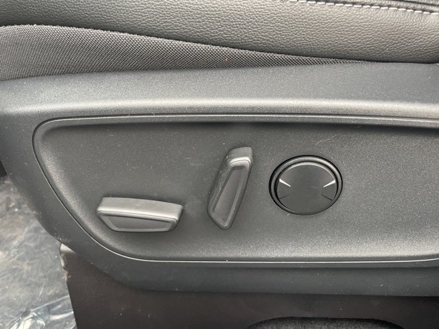 2025 Ford Escape Plug-In Hybrid Base