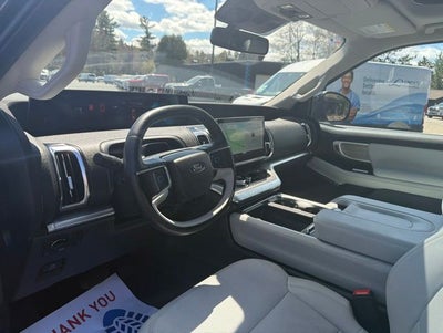 2025 Ford Expedition Platinum
