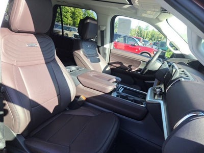 2027 Ford Expedition Platinum