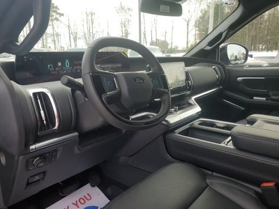 2025 Ford Expedition Platinum