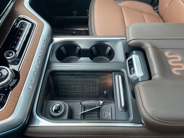 2025 Ford Expedition King Ranch