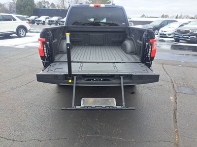 2025 Ford F-150 Lightning Flash