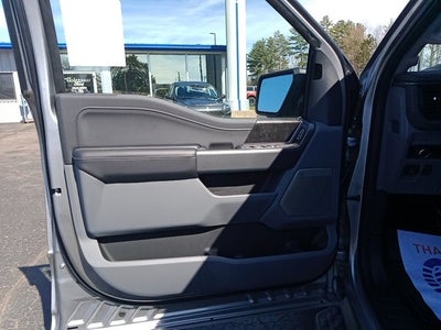 2025 Ford F-150 Lightning Flash