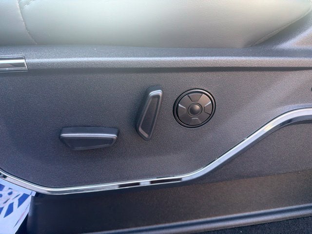 2027 Ford F-250SD Platinum