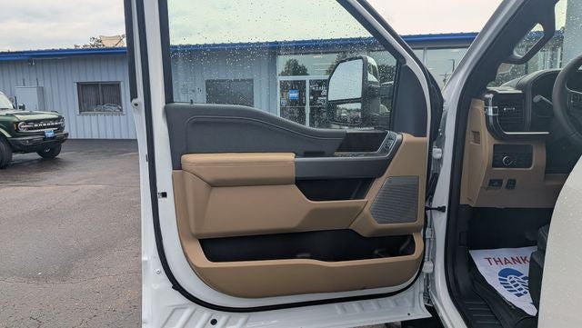 2026 Ford F-350SD Lariat DRW