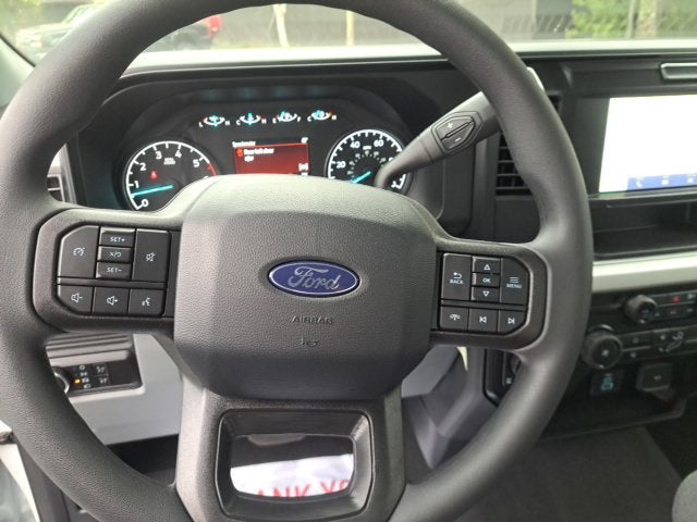 2027 Ford F-350SD XLT