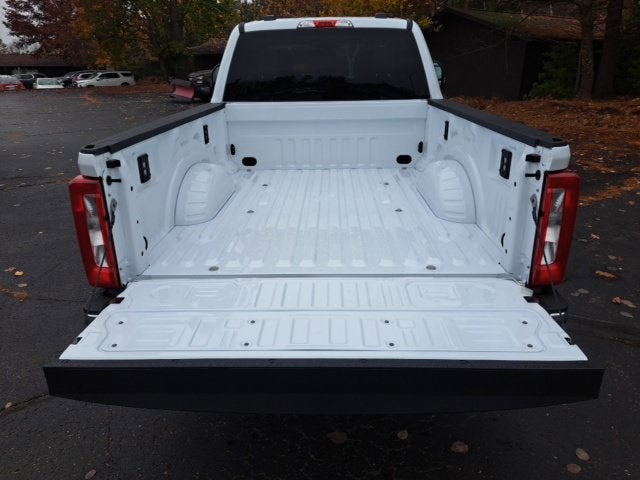 2027 Ford F-350SD XLT