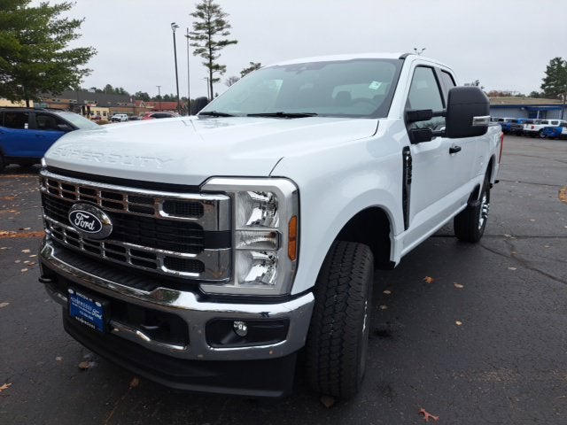 2027 Ford F-350SD XLT