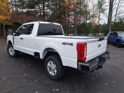 2027 Ford F-350SD XLT