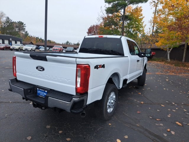 2027 Ford F-350SD XLT