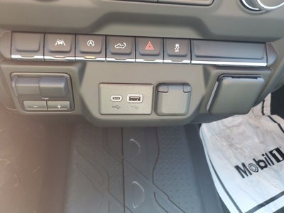 2024 Chevrolet Silverado 1500 Custom Lift Kit