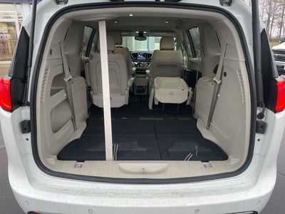 2017 Chrysler Pacifica Touring L