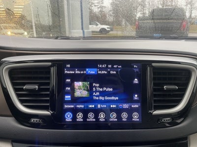 2017 Chrysler Pacifica Touring L