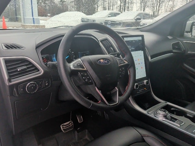 2022 Ford Edge ST Line