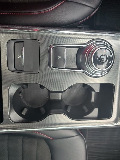 2022 Ford Edge ST Line