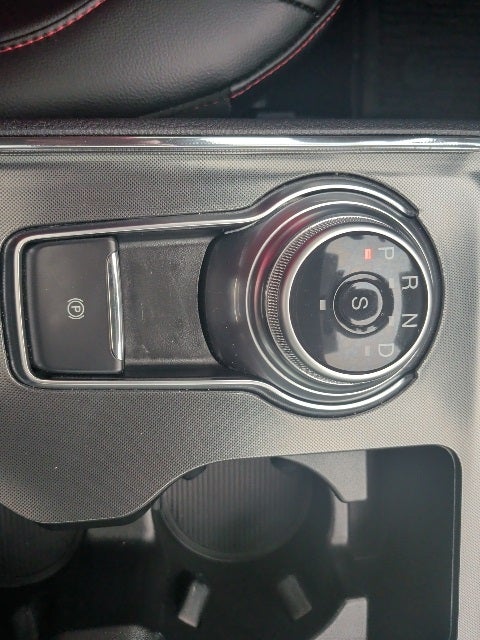 2022 Ford Edge ST Line