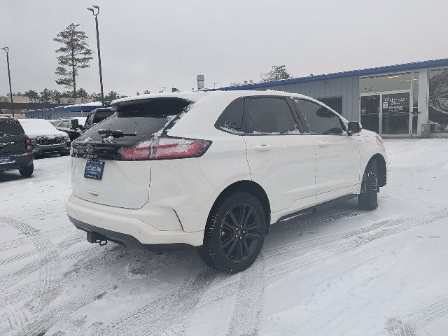 2022 Ford Edge ST Line