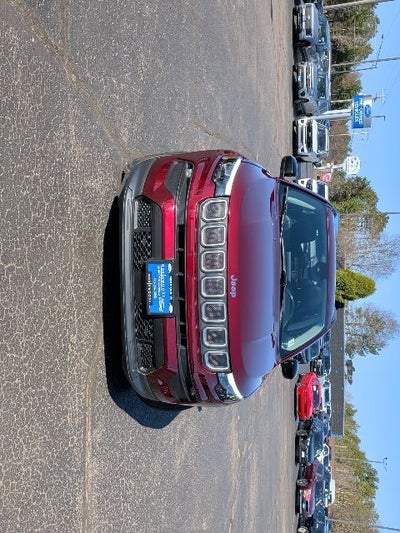 2022 Jeep Compass Latitude Lux