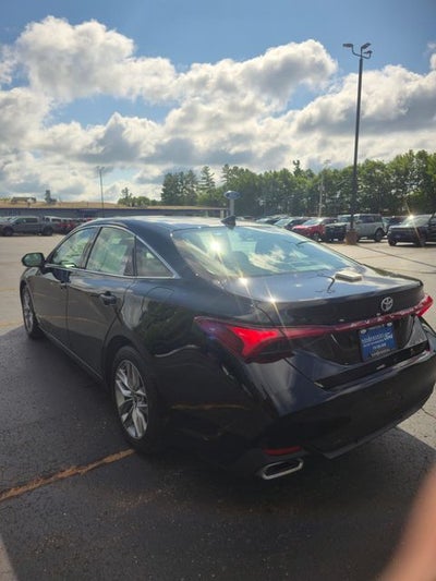 2022 Toyota Avalon XLE