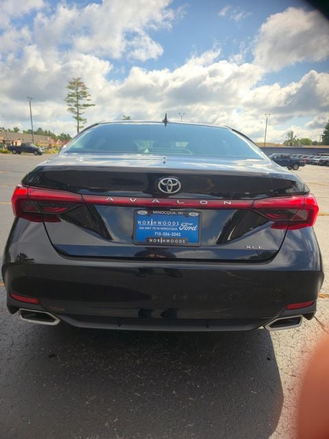 2022 Toyota Avalon XLE