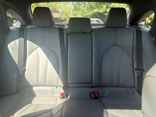 2022 Toyota Avalon XLE