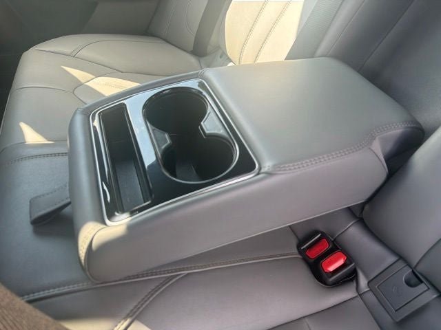 2022 Toyota Avalon XLE