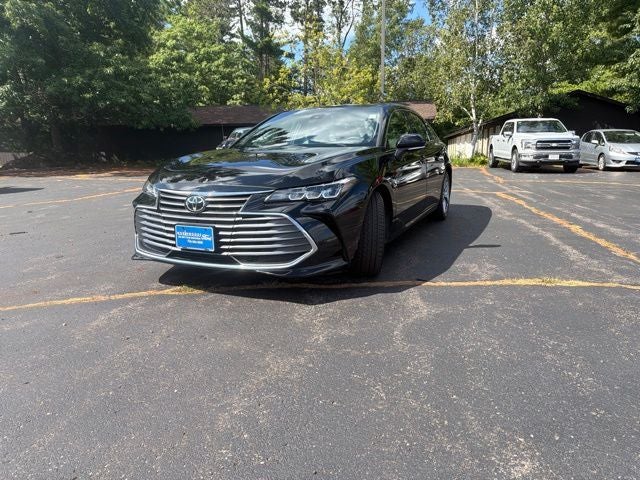 2022 Toyota Avalon XLE